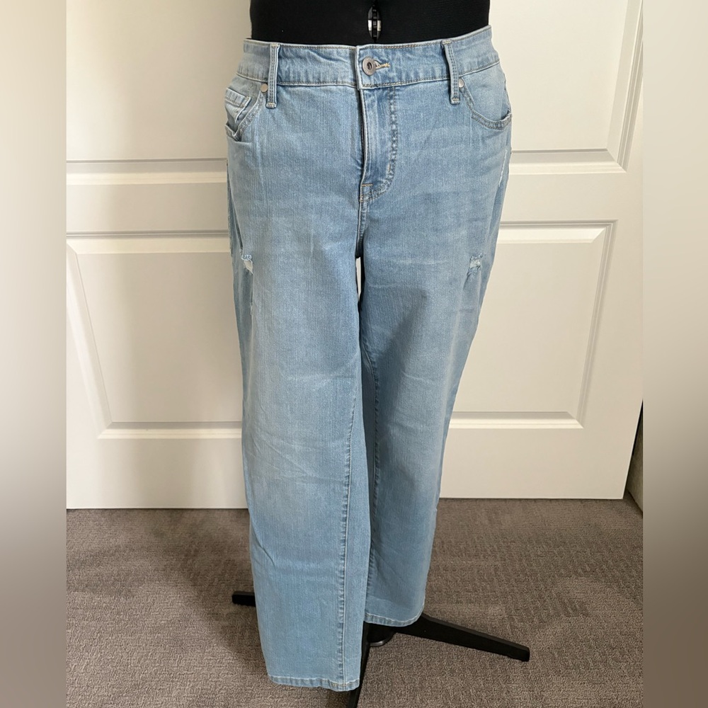 TORRID Boyfriend Straight Classic Light Blue Women's Jeans with Vintage Stretch